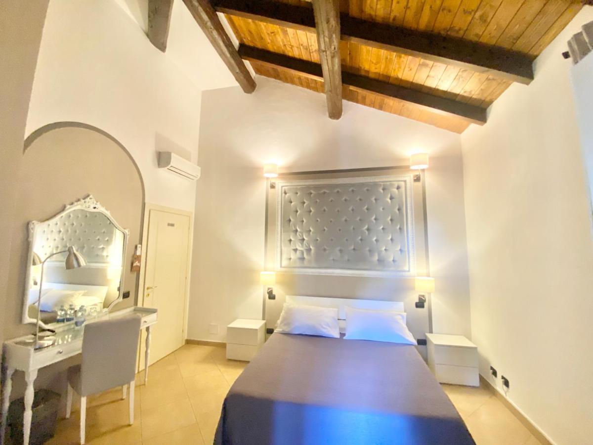ברשלו B&B Stazione Don Camillo מראה חיצוני תמונה