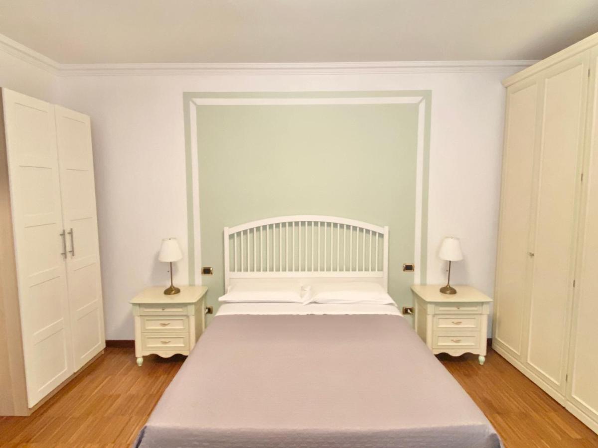 ברשלו B&B Stazione Don Camillo מראה חיצוני תמונה