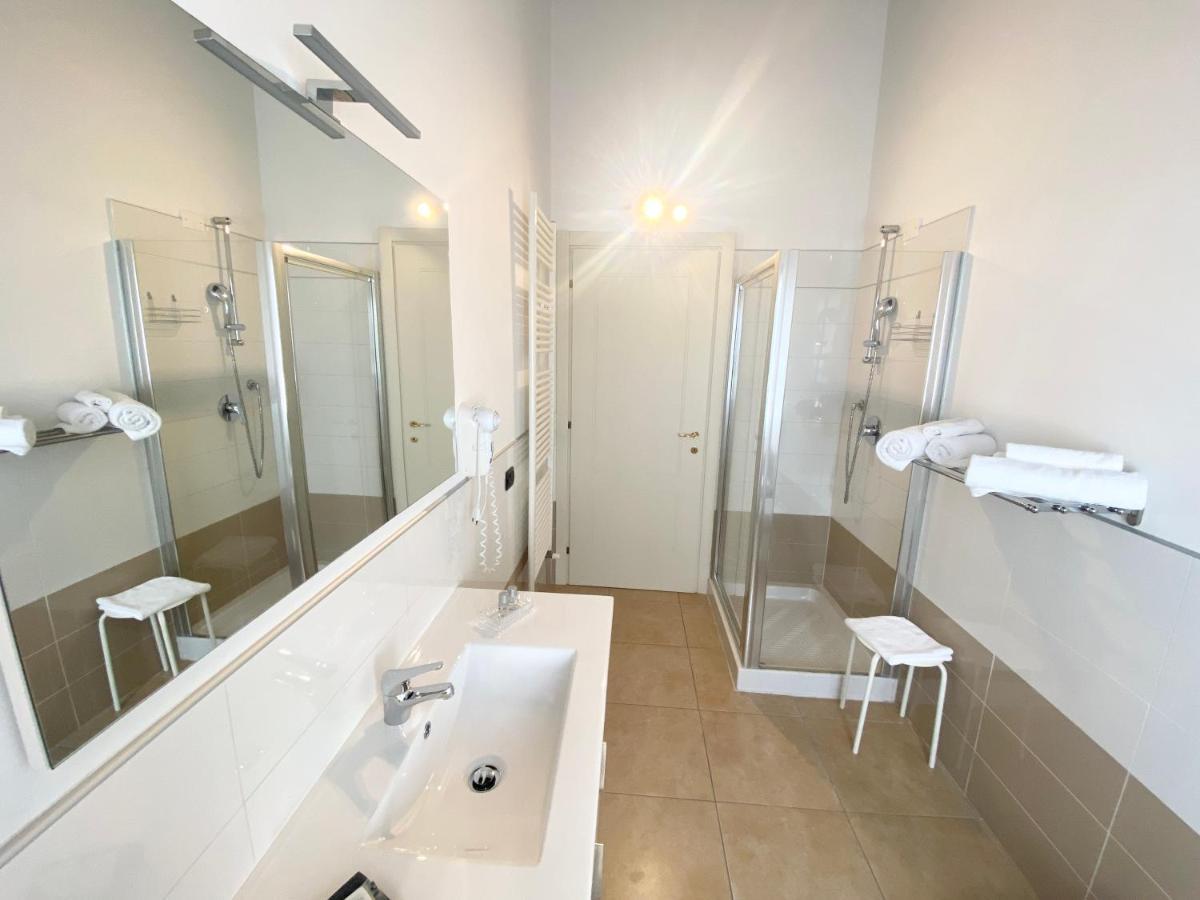 ברשלו B&B Stazione Don Camillo מראה חיצוני תמונה