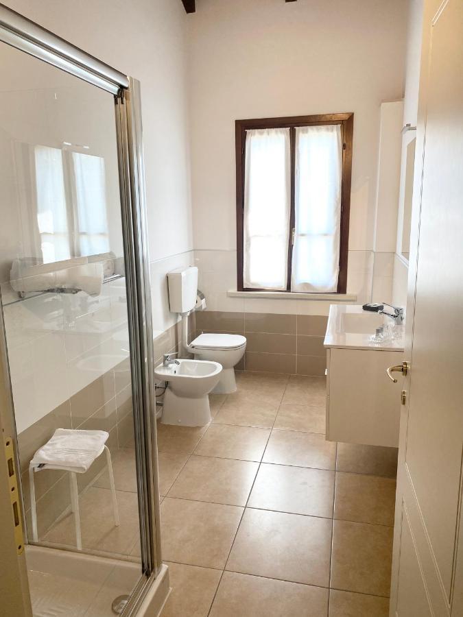 ברשלו B&B Stazione Don Camillo מראה חיצוני תמונה