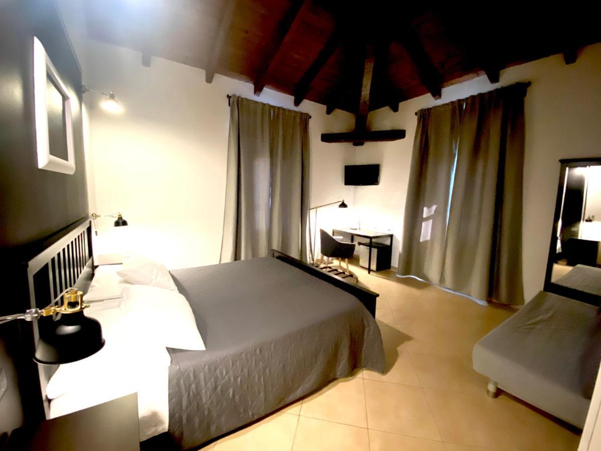 ברשלו B&B Stazione Don Camillo מראה חיצוני תמונה